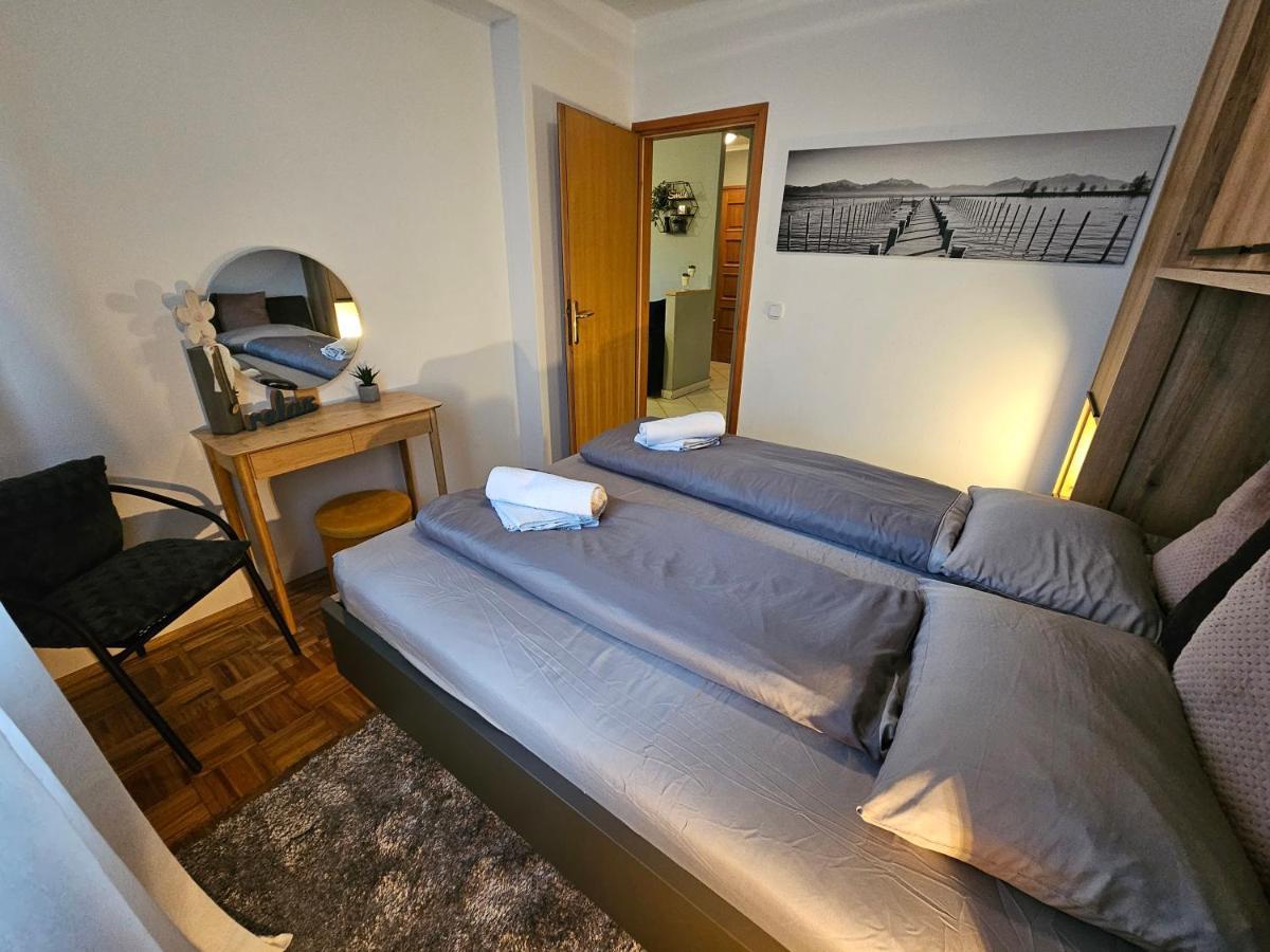 Apartment Gloria Ровинь Экстерьер фото