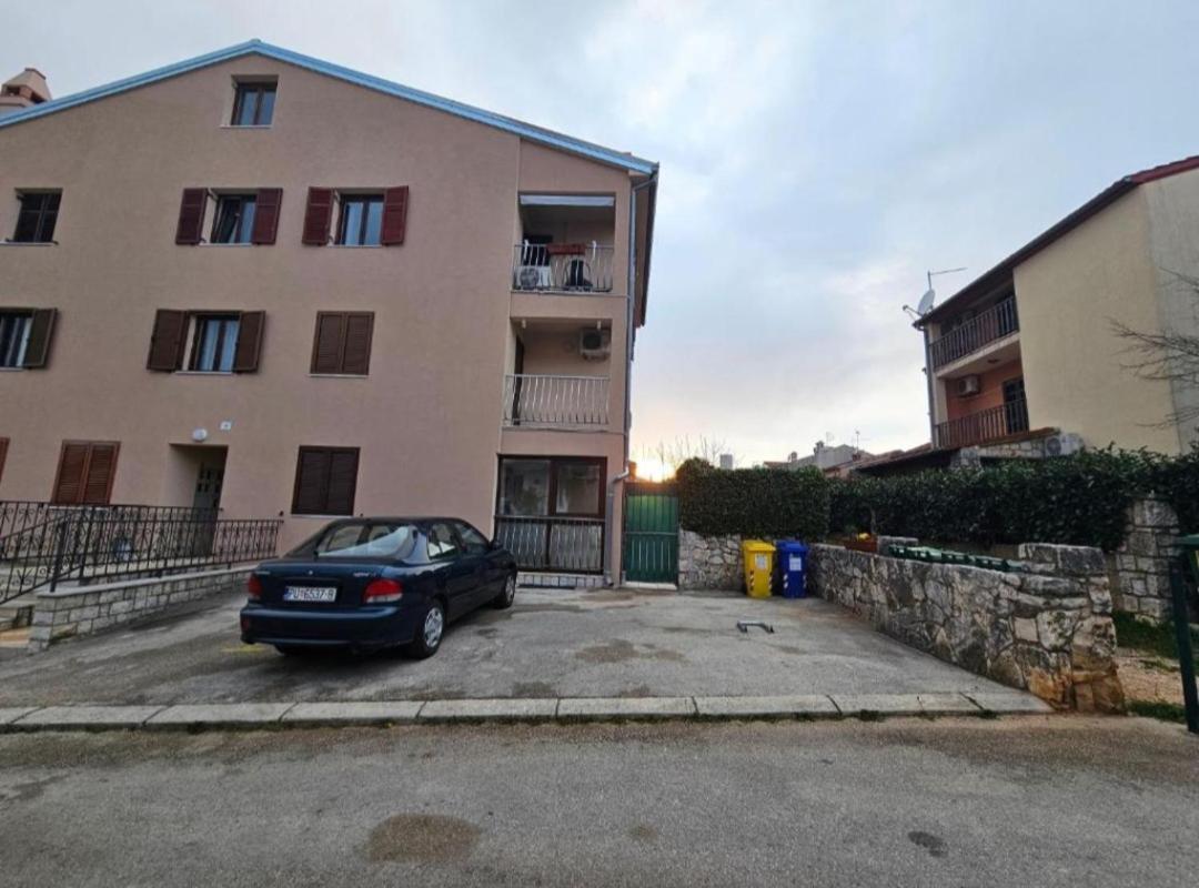 Apartment Gloria Ровинь Экстерьер фото